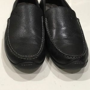 Tommy Bahama Men’s Black Leather Loafer EUC